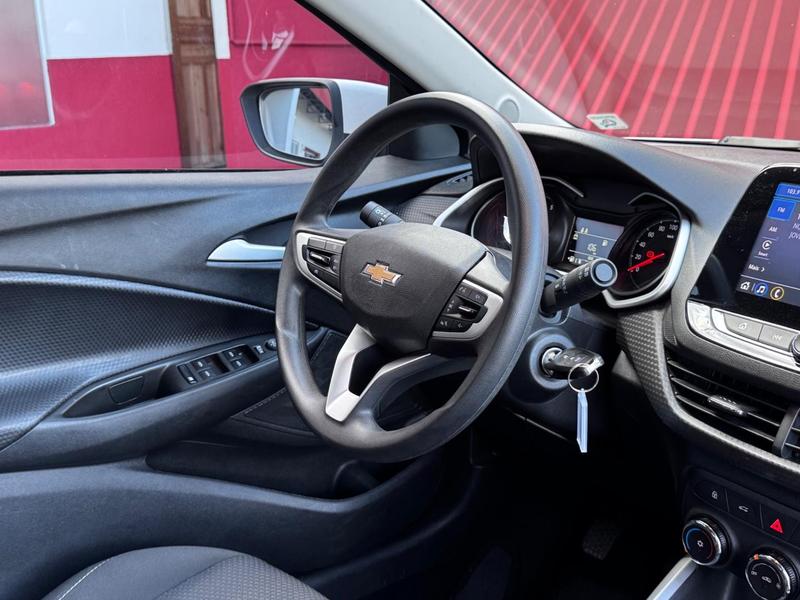Chevrolet Onix Sed. Plus Prem. 1.0 12V Tb Flex Automático - foto 9