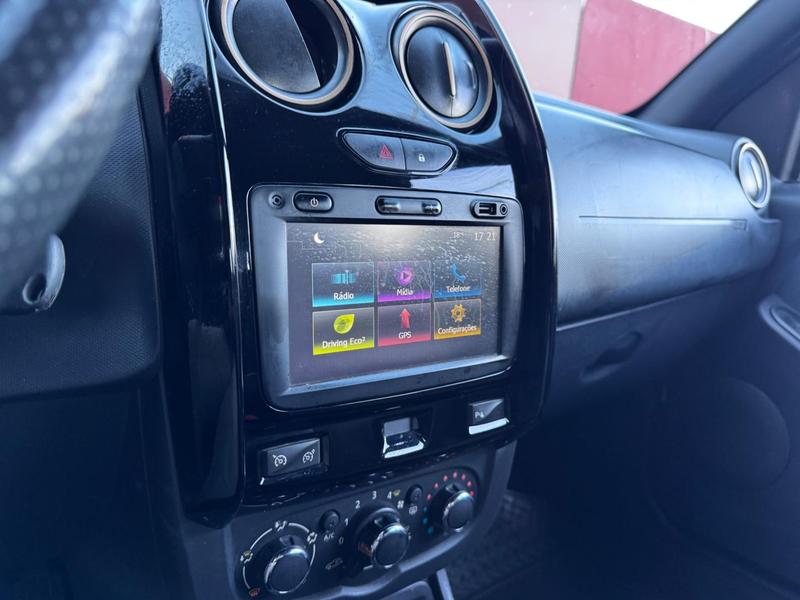 Renault Duster 2.0 D 4x2a - foto 11