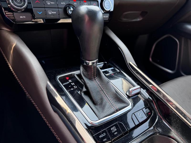 Jeep Commander Ovr - foto 13