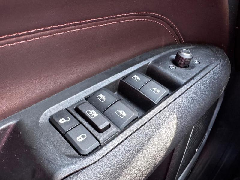Jeep Commander Ovr - foto 14