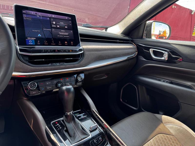 Jeep Commander Ovr - foto 16
