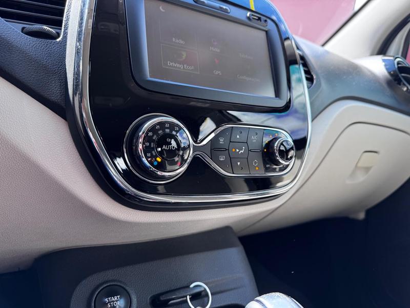 Renault Captur Inten 16a - foto 12
