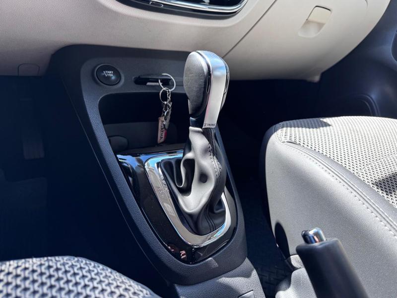 Renault Captur Inten 16a - foto 13