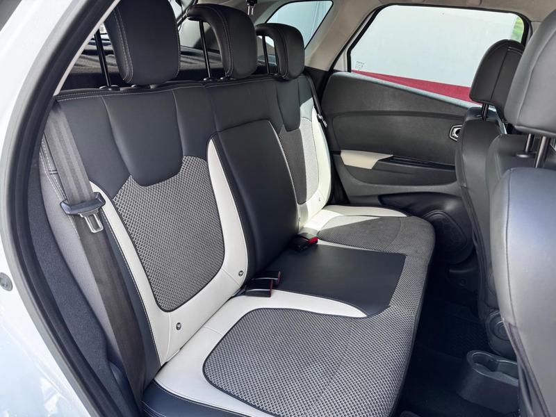 Renault Captur Inten 16a - foto 17