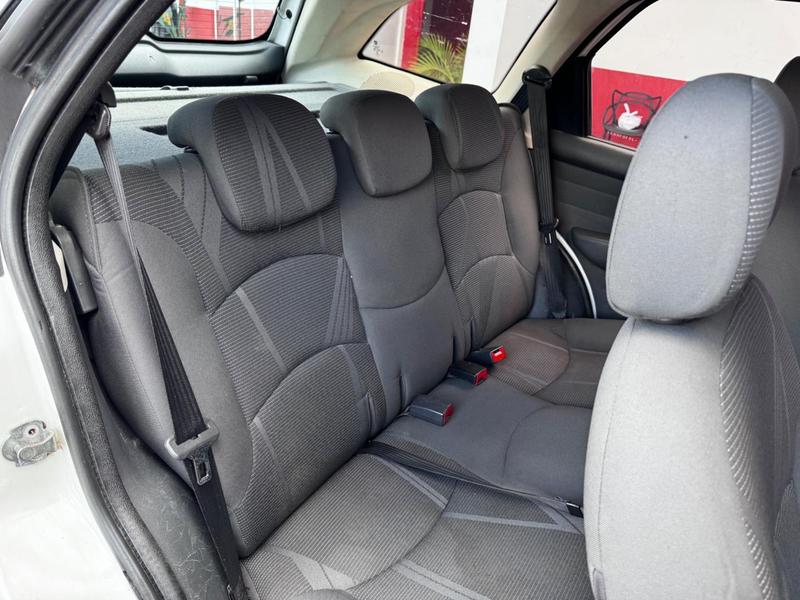 Fiat Palio Week Attractive 1.4 Fire Flex 8V - foto 17
