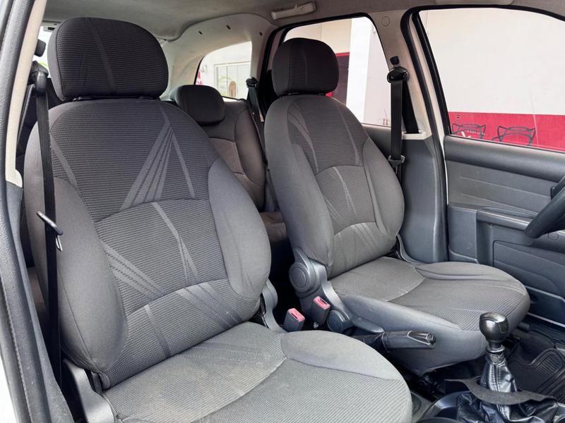 Fiat Palio Week Attractive 1.4 Fire Flex 8V - foto 18