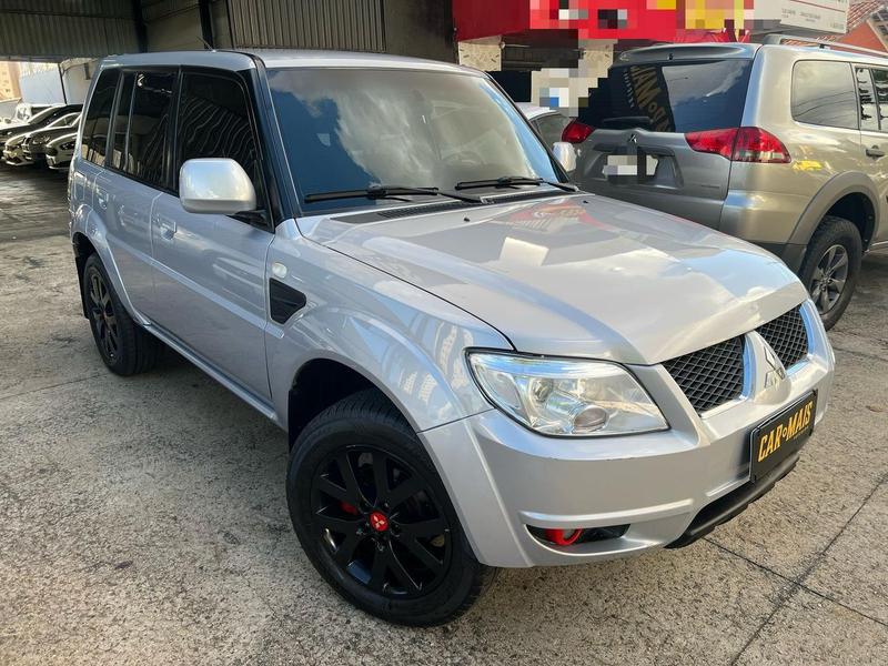 MITSUBISHI PAJERO TR4 2.0 4X2 16V 140CV FLEX 4P MANUAL