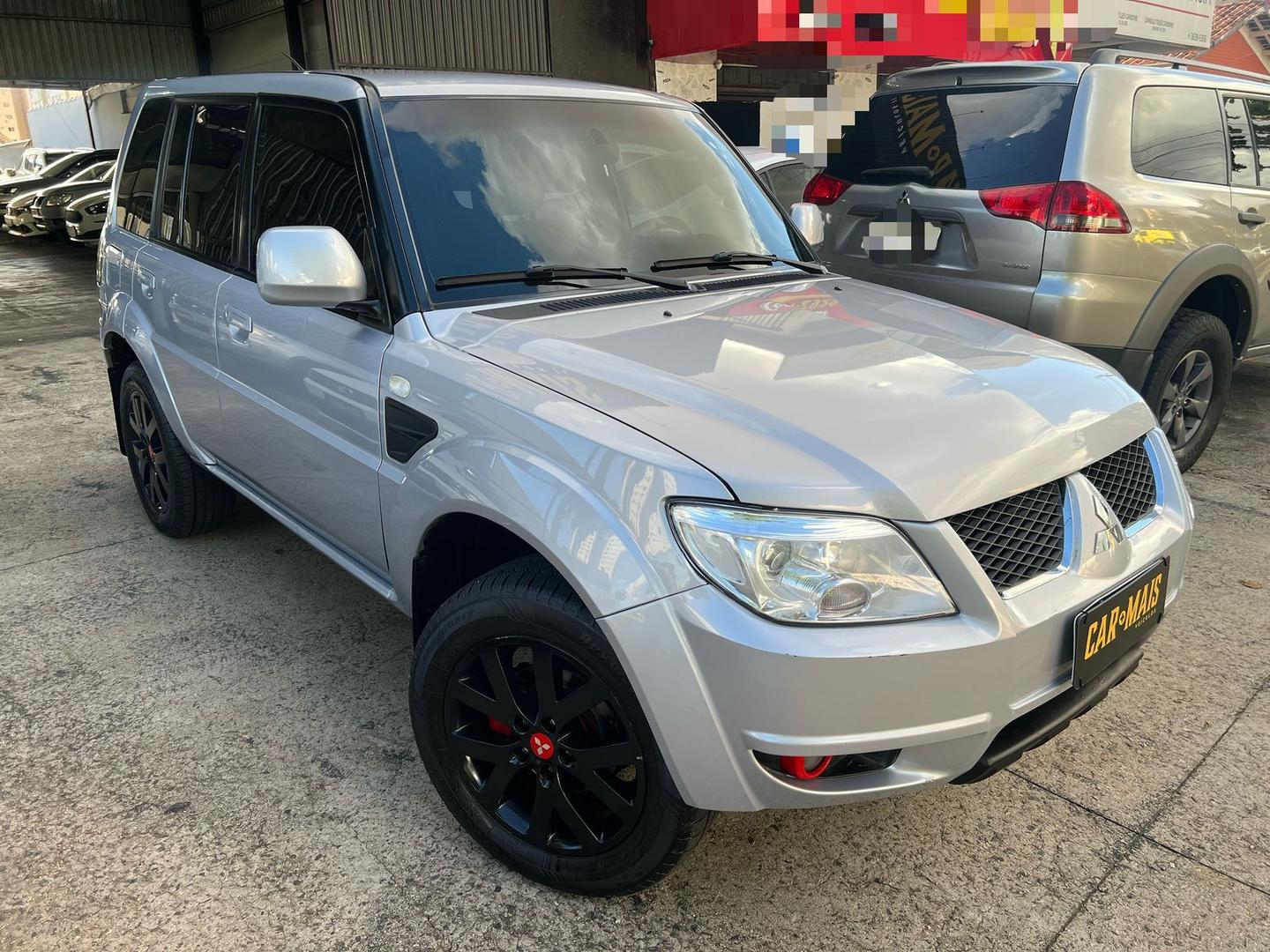 MITSUBISHI PAJERO TR4 2.0 4X2 16V 140CV FLEX 4P MANUAL