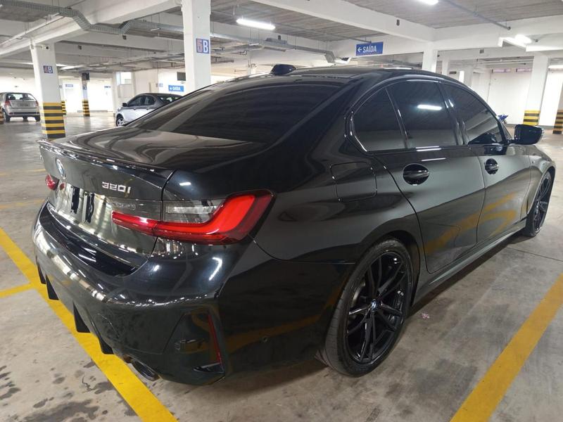 BMW 320i M Sport Flex - foto 7
