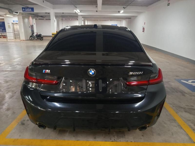 BMW 320i M Sport Flex - foto 6