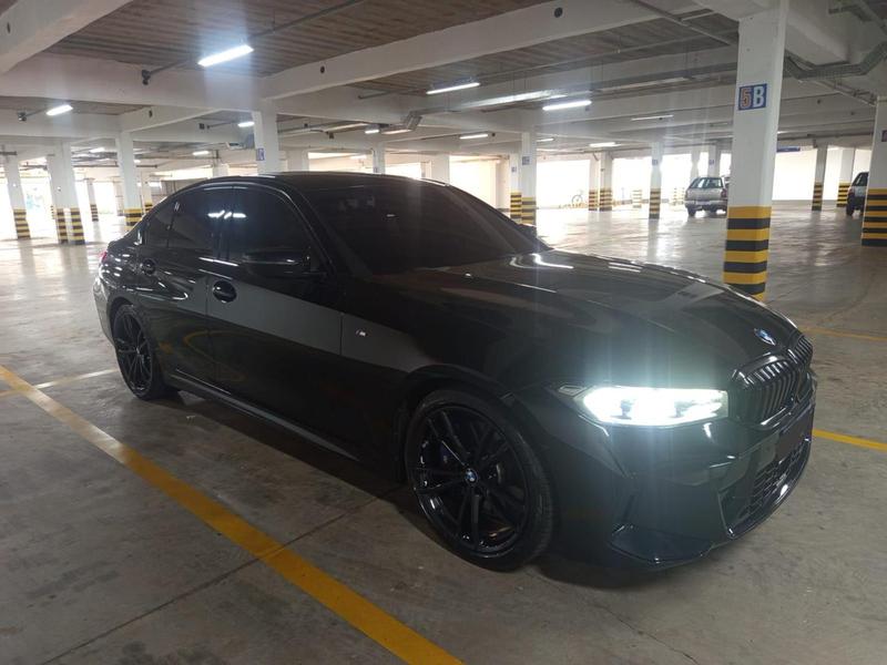 BMW 320i M Sport Flex - foto 13