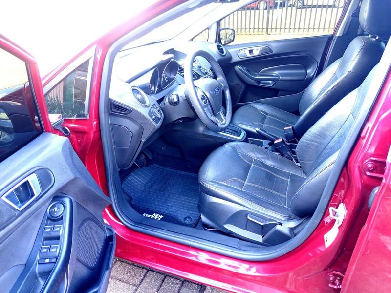 Ford Fiesta Ha 16l Ti A - foto 10