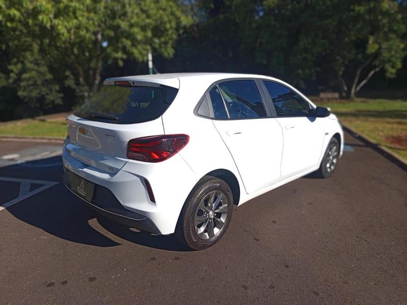 Chevrolet Onix 10tat - foto 7