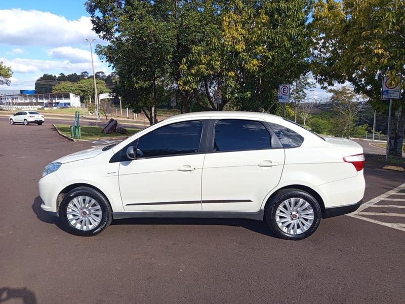 Fiat Siena Essence 1.6 - foto 5