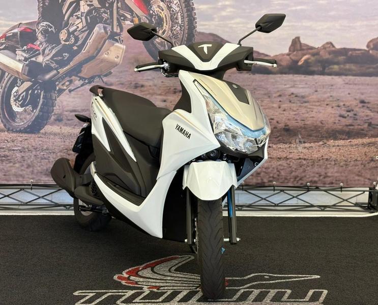 YAMAHA FLUO 125