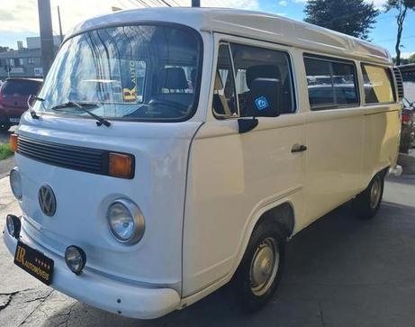 VOLKSWAGEN KOMBI 
