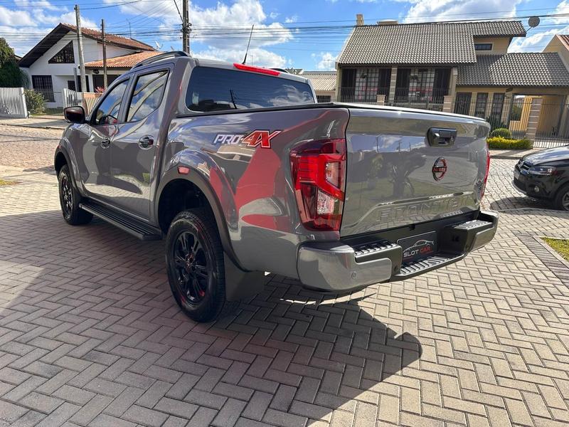 Nissan Frontier 23 16V Turbo Diesel Pro4x Cd 4X4 Automático - foto 5