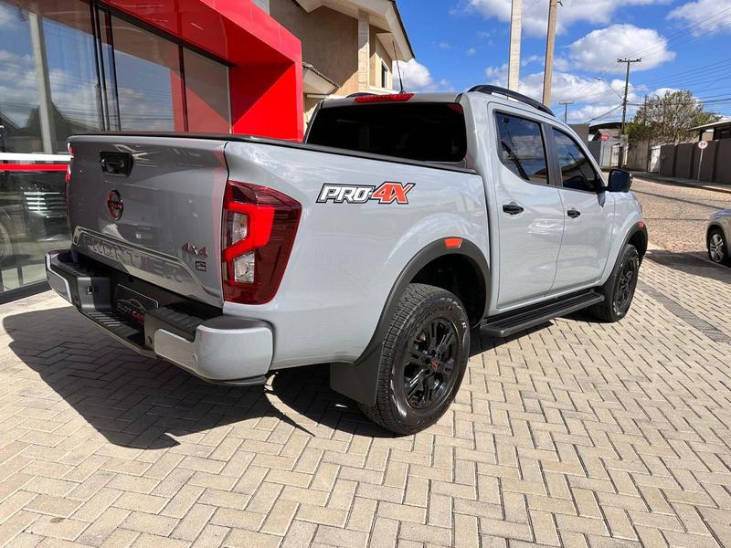 Nissan Frontier 23 16V Turbo Diesel Pro4x Cd 4X4 Automático - foto 7