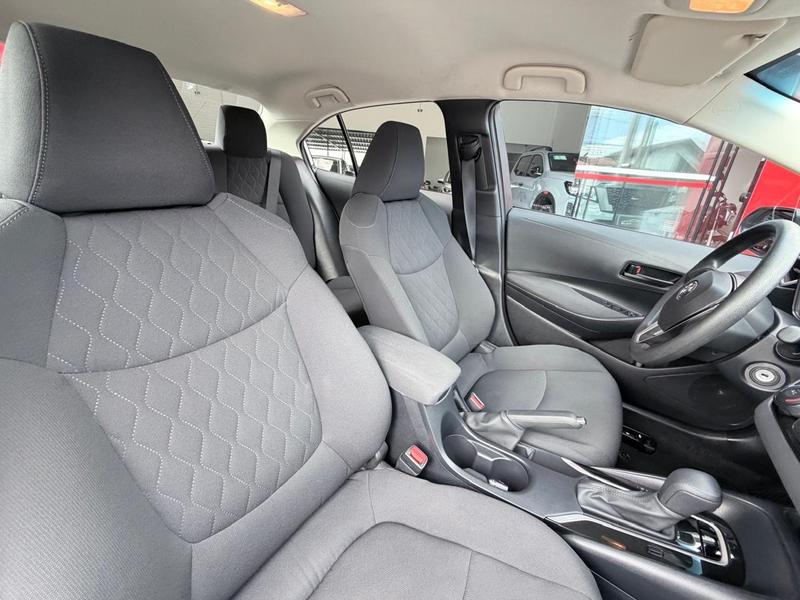 Toyota Corolla GLi - foto 18