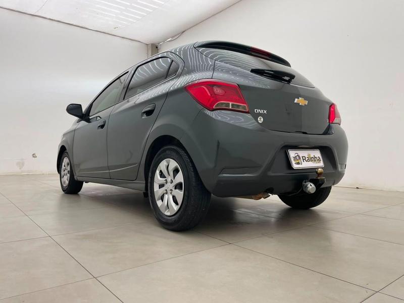 Chevrolet Onix 1.0 Mpfi LT 8V Flex 4P Manual - foto 3