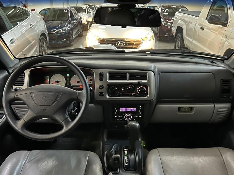 Mitsubishi Pajero Sport Hpe 3.5 4X4 200cv Aut. - foto 4