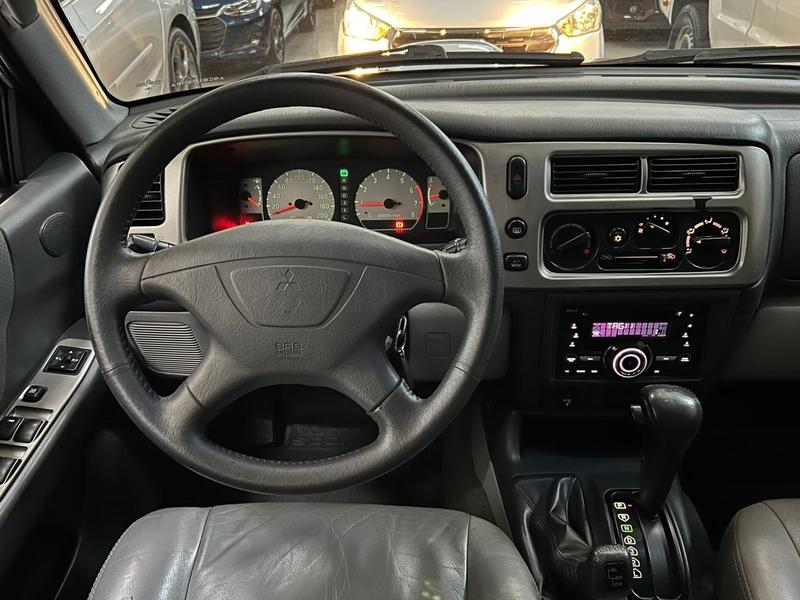 Mitsubishi Pajero Sport Hpe 3.5 4X4 200cv Aut. - foto 6