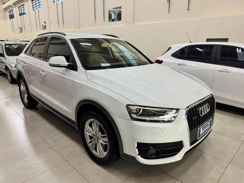 Audi Q3 2.0 TFSI - foto 2