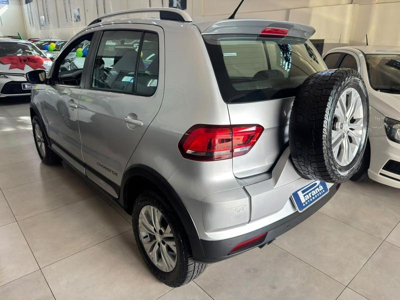 Volkswagen CrossFox Sa - foto 9