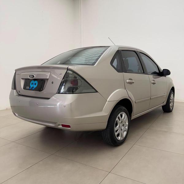Ford Fiesta Sedan 1.6 Flex - foto 3