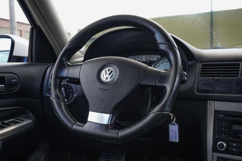 Volkswagen Golf 1.6 Mi Total Flex 8V 4P - foto 13