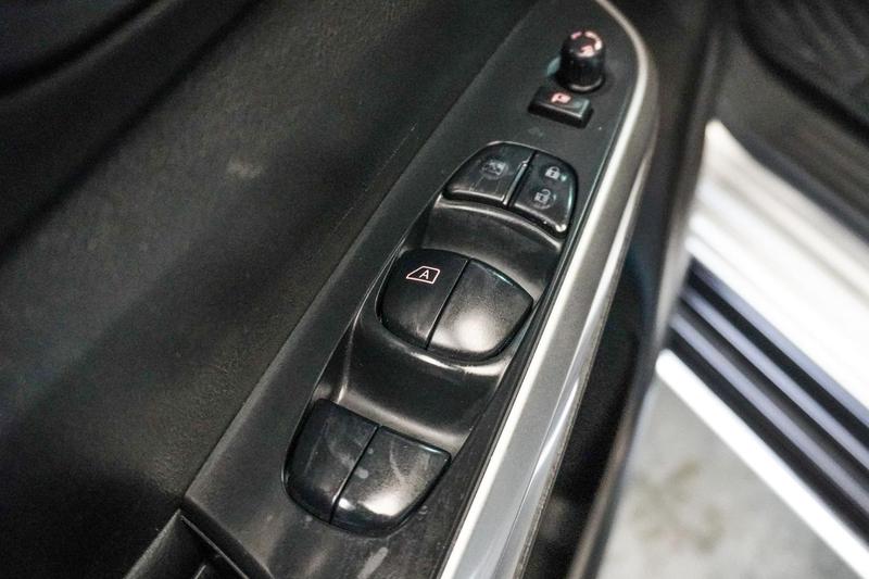 Nissan Frontier Le X4 - foto 17