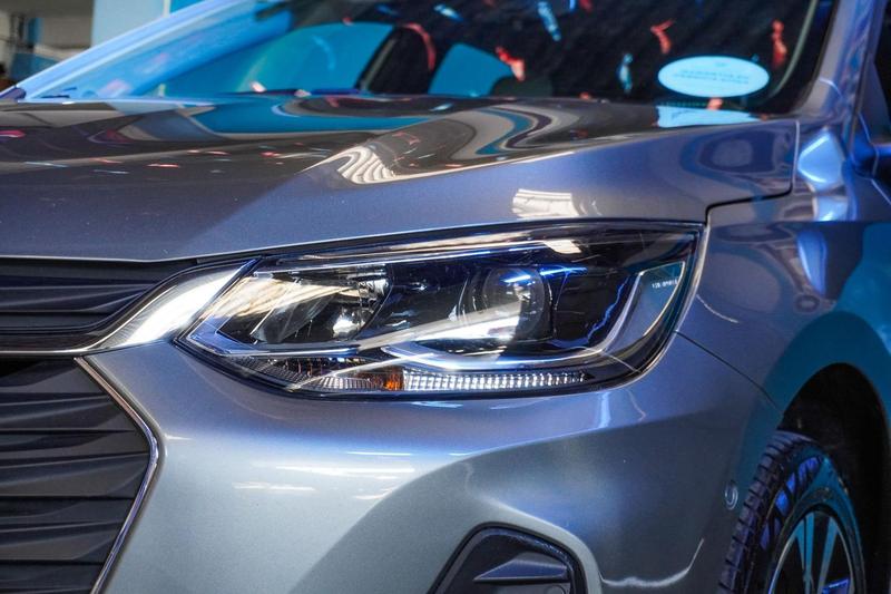 Chevrolet Onix 10tat - foto 11