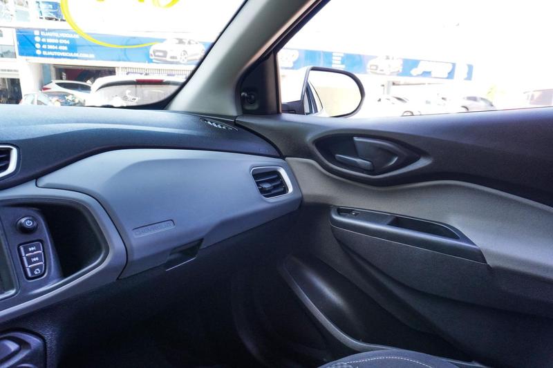 Chevrolet Onix Hatch LT 1.0 8V Flexpower 5P Mec. - foto 16