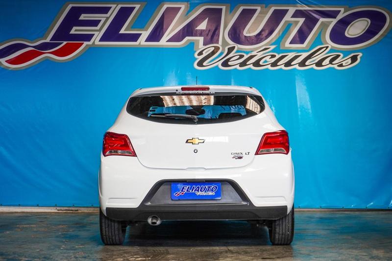 Chevrolet Onix Hatch LT 1.0 8V Flexpower 5P Mec. - foto 5