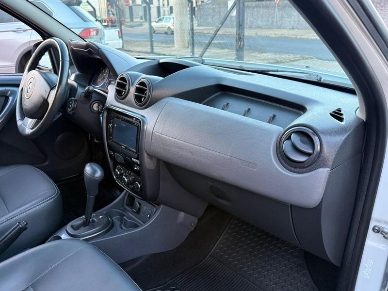 Renault Duster 2.0 D 4x2a - foto 12