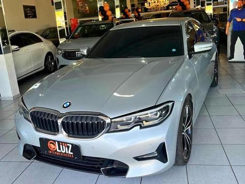 BMW 320I 