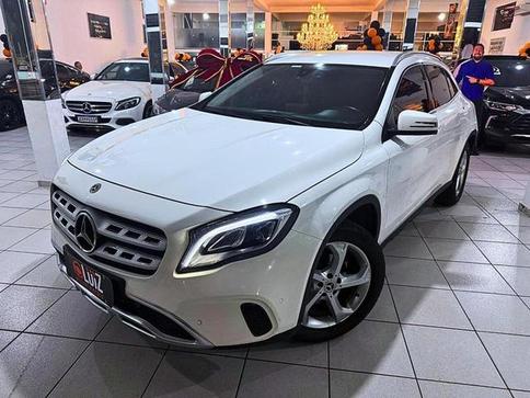 MERCEDES-BENZ GLA200FF 