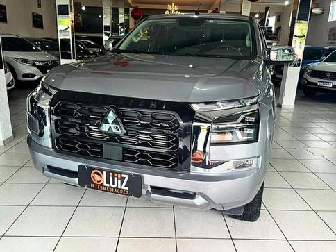 MITSUBISHI TRITON HPE 2.4 4x4 TB DIESEL AUT