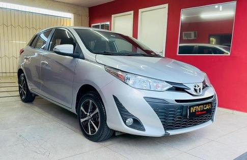 TOYOTA YARIS HB XL 13 AT