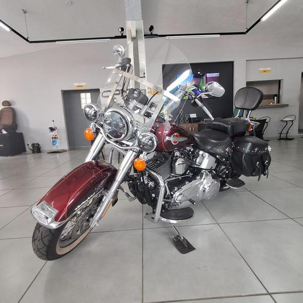 HARLEY-DAVIDSON SOFTAIL HERITAGE CLASSIC