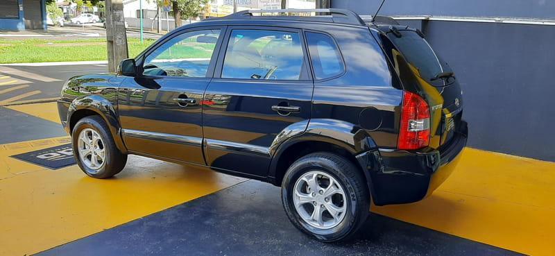 Hyundai Tucson Gls 4X2 2wd 2.0 Mpfi 16V 143cv Aut. - foto 3