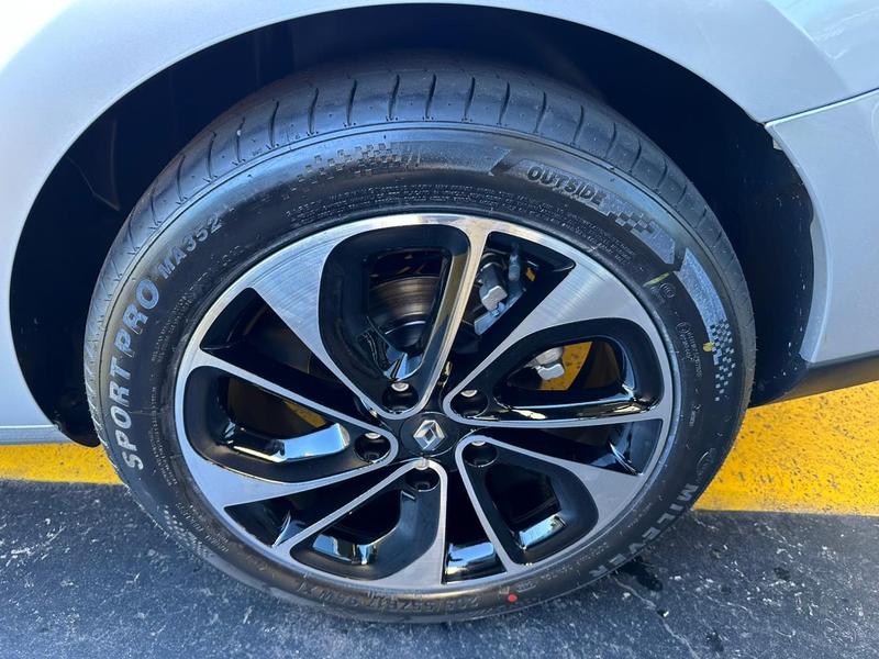 Renault Fluence, Sedan Privilege 2.0 - foto 12