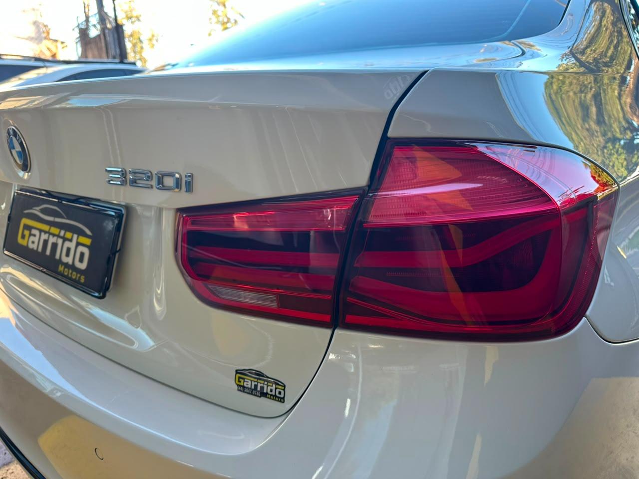 BMW 320i, 2.0 16v turbo active flex 4p automatico, 2016