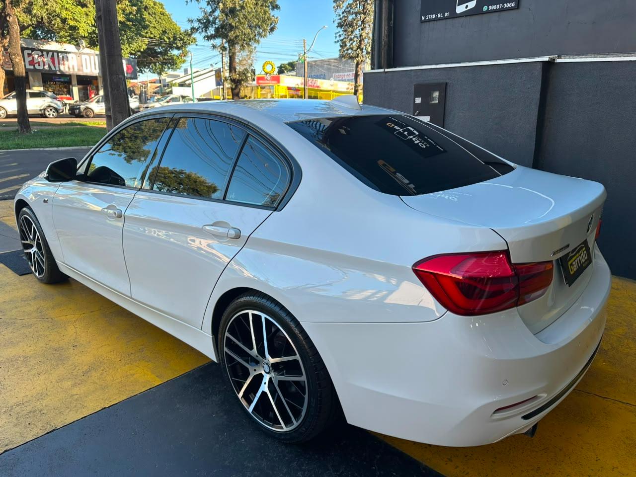 BMW 320i, 2.0 16v turbo active flex 4p automatico, 2016