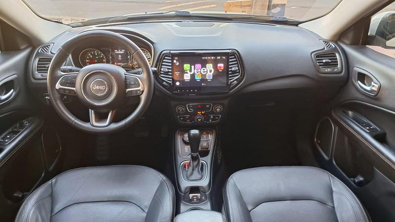 Jeep Compass Longitude 2.0 4X4 Dies. 16V Automático - foto 13
