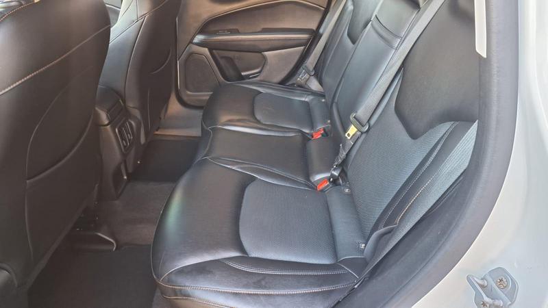 Jeep Compass Longitude 2.0 4X4 Dies. 16V Automático - foto 18