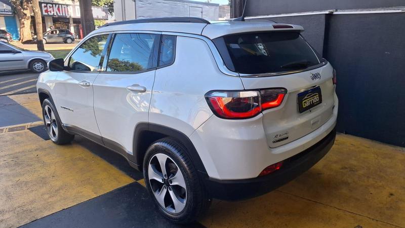 Jeep Compass Longitude 2.0 4X4 Dies. 16V Automático - foto 4