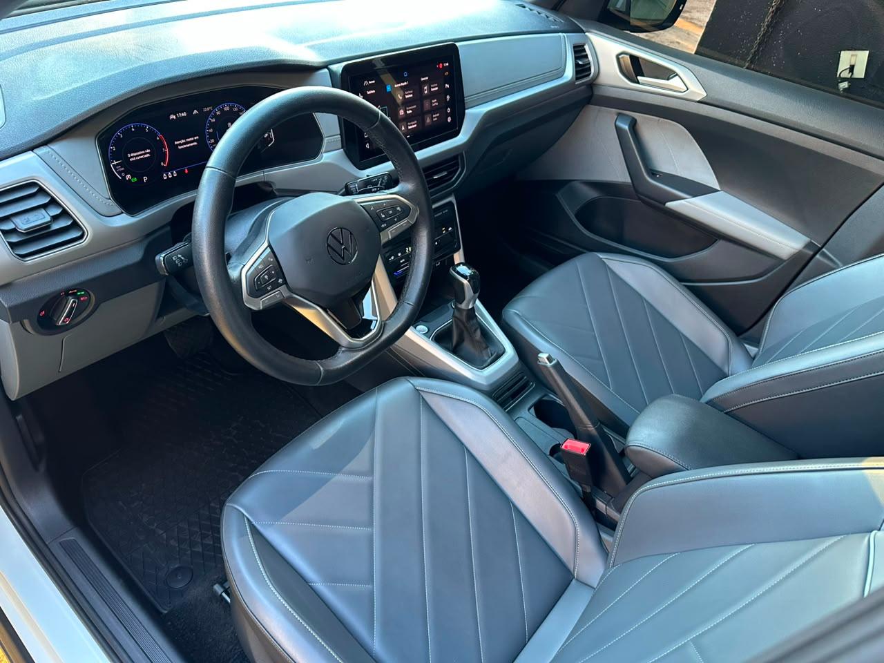 VOLKSWAGEN , t cross comfortline tsi at, 2025
