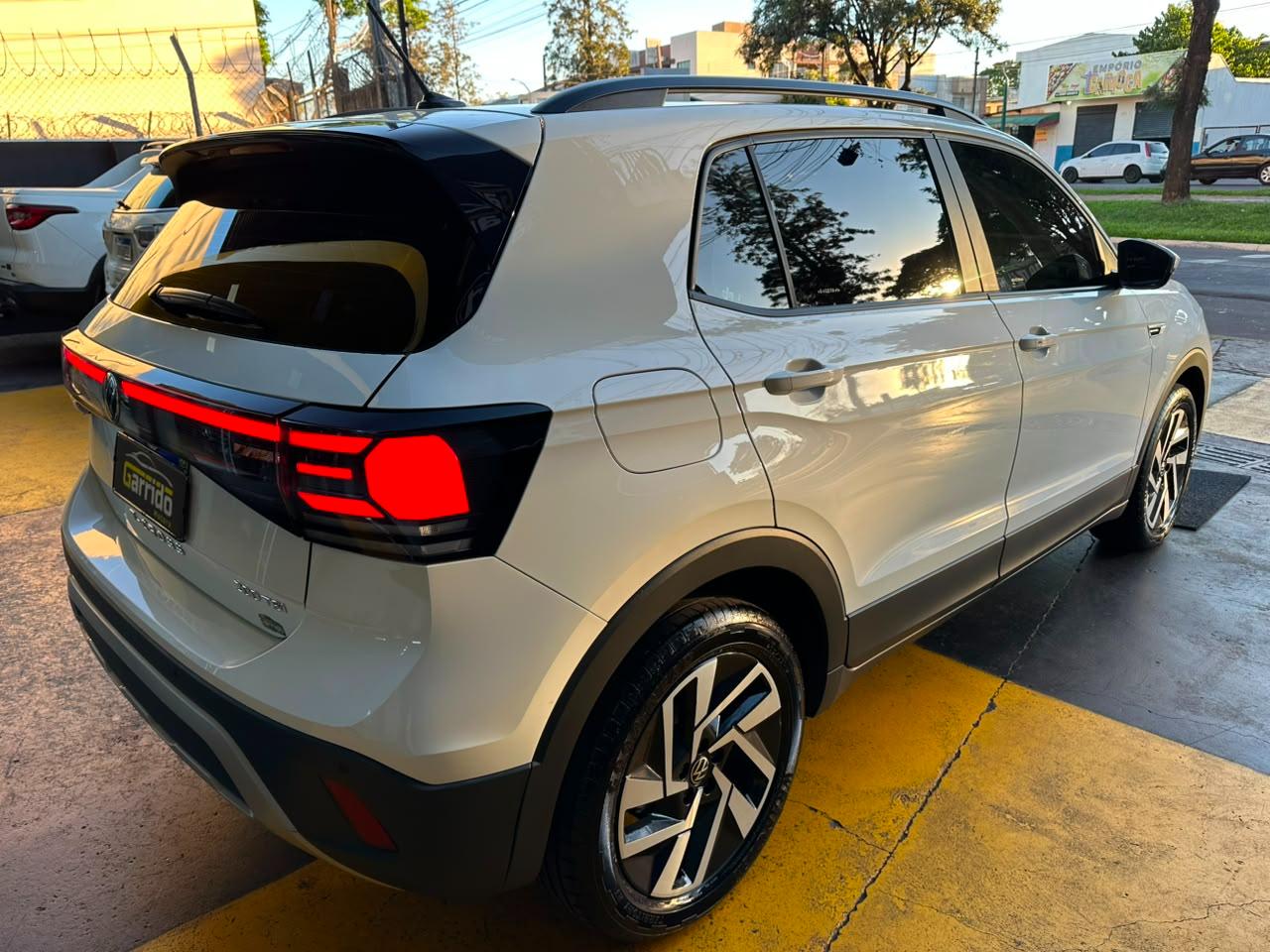 VOLKSWAGEN , t cross comfortline tsi at, 2025