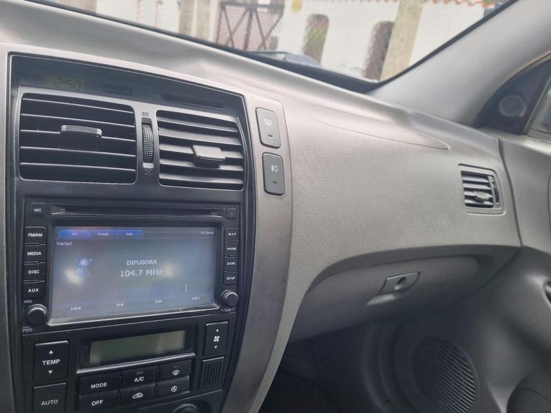 Hyundai Tucson 2.0 16V Flex Aut. - foto 16